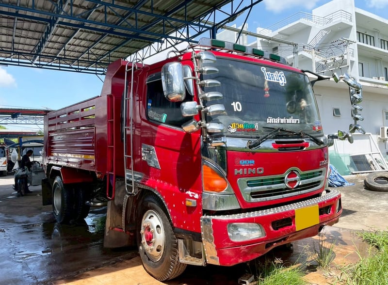 6 ล้อดั้ม เข้ามาอีกแล้ว HINO FG1J 212 แรง ปี 48 6 ล้อดั้ม เข้ามาอีกแล้ว HINO FG1J 212 แรง ปี 48