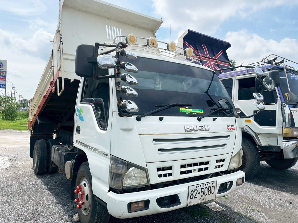 ISUZU NQR 175 แรง ปี 50