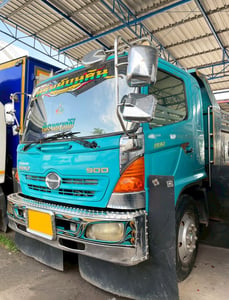 6 ล้อ  ฟ้าเบิกทรัพย์  HINO FG8J 212 แรง ปี 57
