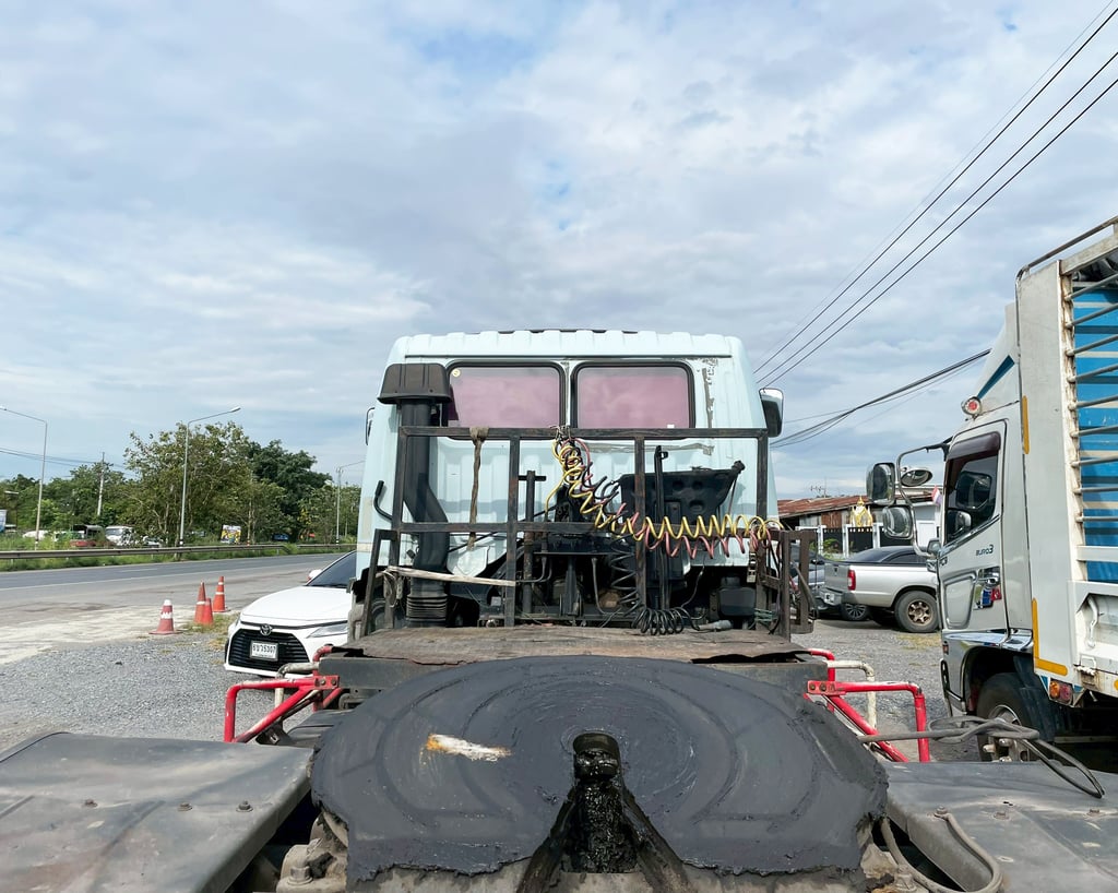 10 ล้อ หัวลาก สีฟ้า HINO FM2K 240 แรง ปี 42 