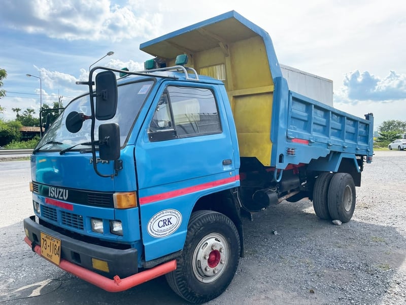 6 ล้อ ดั้ม น้ำเงิน นำทรัพย์ มาแล้ว  ISUZU NPR 115 แรง ปี 33