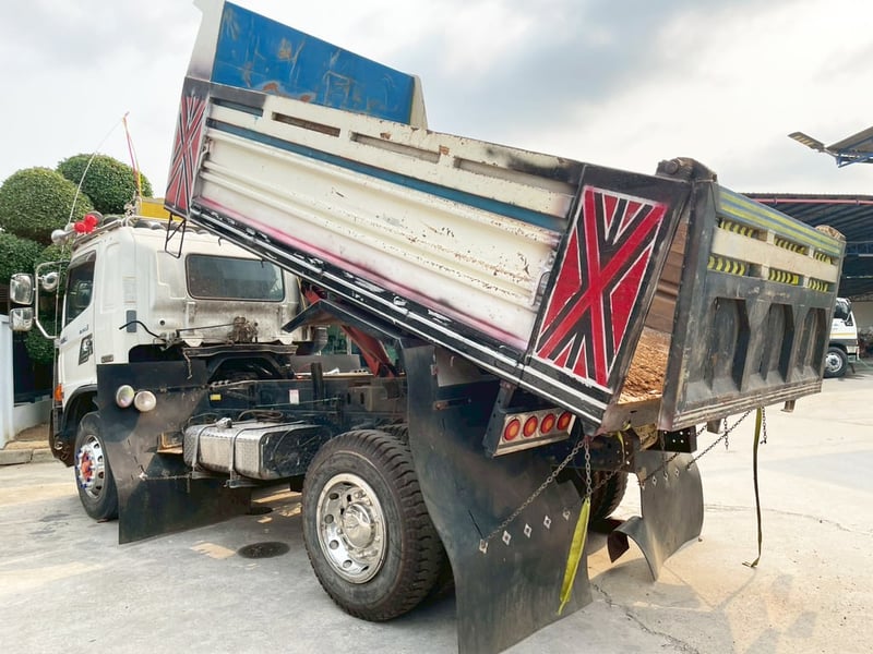 6 ล้อดั้ม HINO FG8J 240 แรง ปี 60