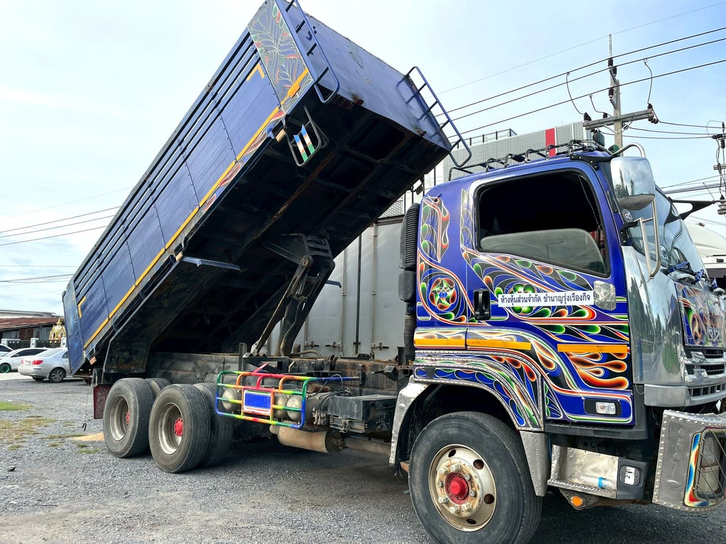 10 ล้อ ดั้ม แม่ลูก ISUZU FXZ 360 แรง ปี 52 เกียร์เดิม พร้อมใช้งาน