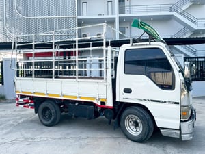 รถบรรทุก 4 ล้อ คอกสูง ISUZU NKR 100 แรง ปี 48