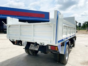 6 ล้อ ISUZU NPR75 150 แรง ปี 54 ยาว 3.9 x2.1 cm