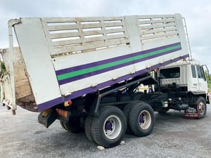 MITSHUBISHI FN527 220 แรง ปี 37