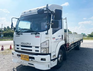 6 ล้อ กระบะเอนกประสงค์ คอกยาว ISUZU FRR 210 แรง ปี 56