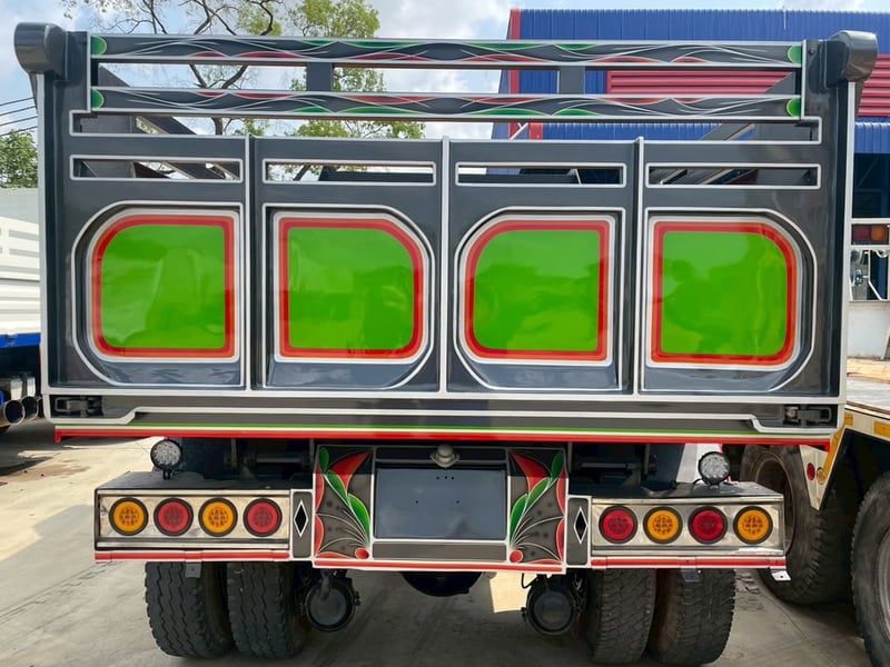 6 ล้อดั้ม เทา HINO FG8J 212 แรง ปี 58