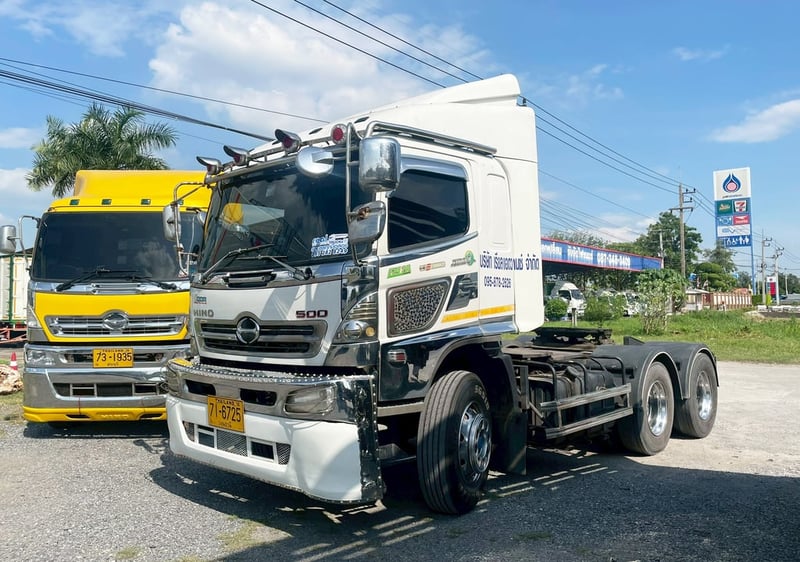 10 ล้อ หัวลาก ขาวนำทรัพย์  HINO FM1A 344 แรง ปี 52