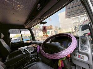 รถบรรทุก 6 ล้อล่อง HINO FF1J 212 แรง ปี 45 รถบรรทุก 6 ล้อล่อง HINO FF1J 212 แรง ปี 45