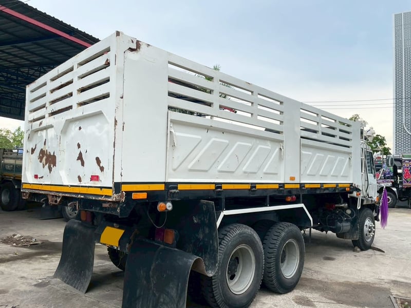 รถบรรทุก 10 ล้อดั้ม MITSHUBISHI FN527 220 แรง ปี 45 รถบรรทุก 10 ล้อดั้ม MITSHUBISHI FN527 220 แรง ปี 45