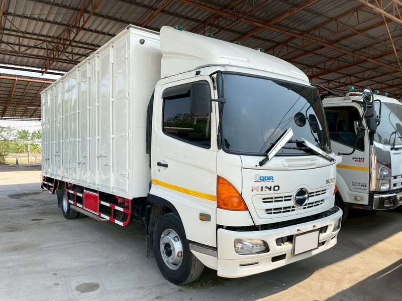 6 ล้อ ตู้บรรทุก HINO FC9J 145 แรง ปี 54 
ยาว 5.7 x 2.4 x 2.2 ม.