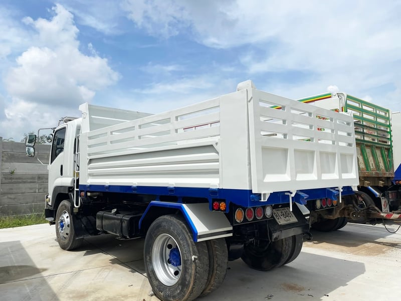 ISUZU FTR 240 แรง ปี 55