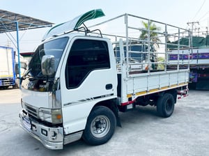 รถบรรทุก 4 ล้อ คอกสูง ISUZU NKR 100 แรง ปี 48