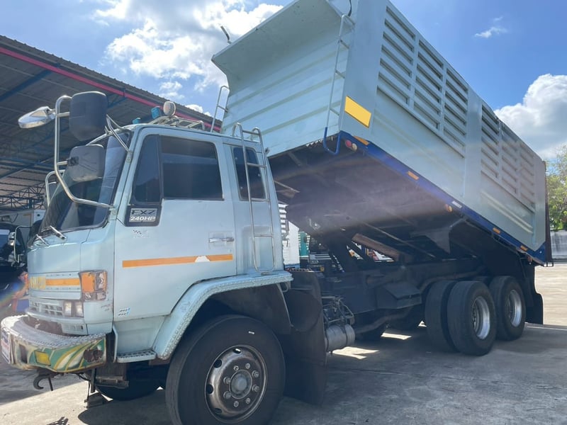สิบล้อ ISUZU FXZ 23 240 แรง ปี 34 สิบล้อ ISUZU FXZ 23 240 แรง ปี 34