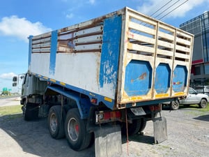 สิบล้อดั้ม  HINO FM3H 195 แรง ปี 39