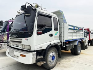 6 ล้อ ดั้ม ขาว ISUZU FTR 33 200 แรง ปี 45