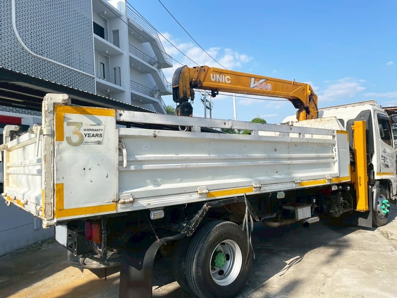 6 ล้อ ติดเครน HINO FC4J 144 แรง ปี 47