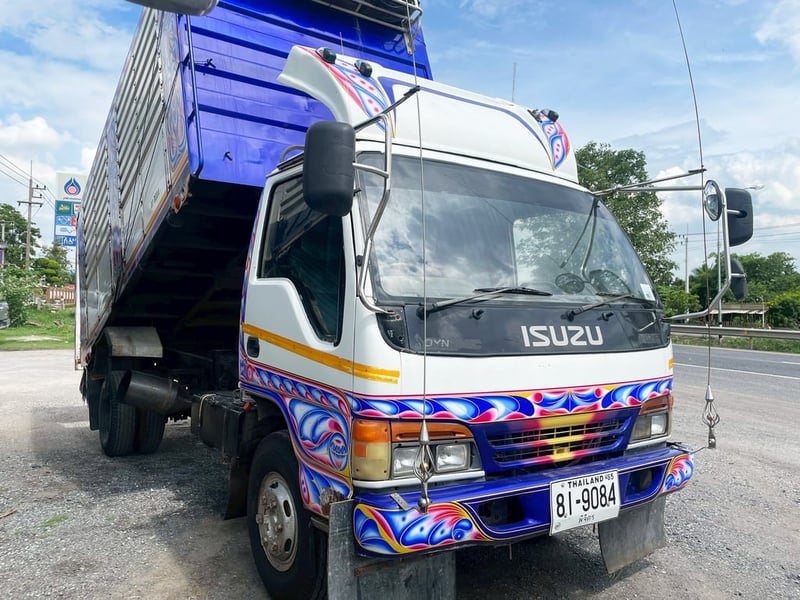 ISUZU NPR 120 แรง ปี 40 ยาว 4.3 x 2.2 x 1.8 ม.