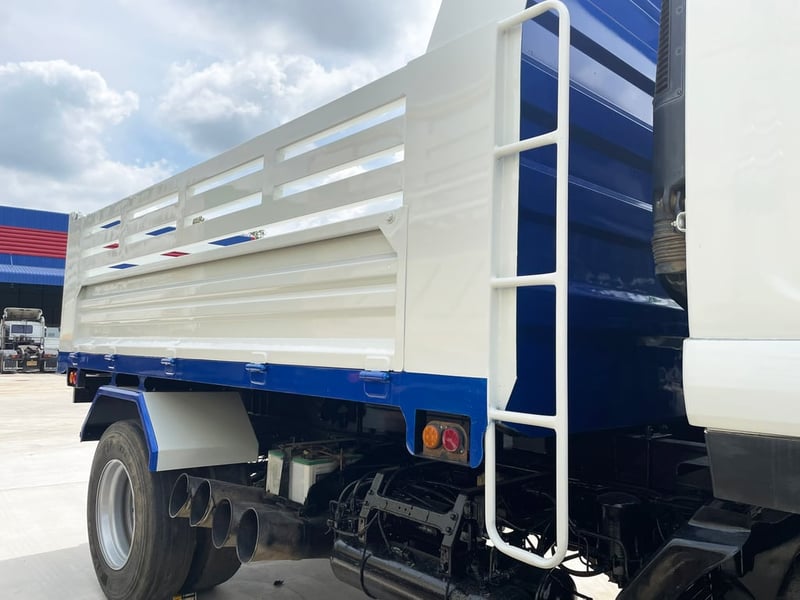 ISUZU FTR 240 แรง ปี 55