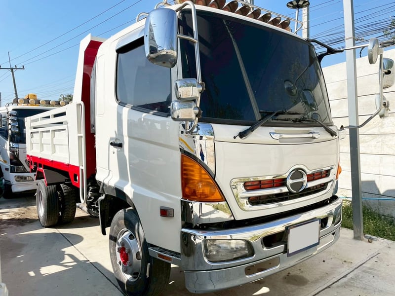 6 ล้อ ดั้ม HINO FD1J 210 แรง ปี 60 ยาว 4 x 2.2 m พร้อมใช้งาน