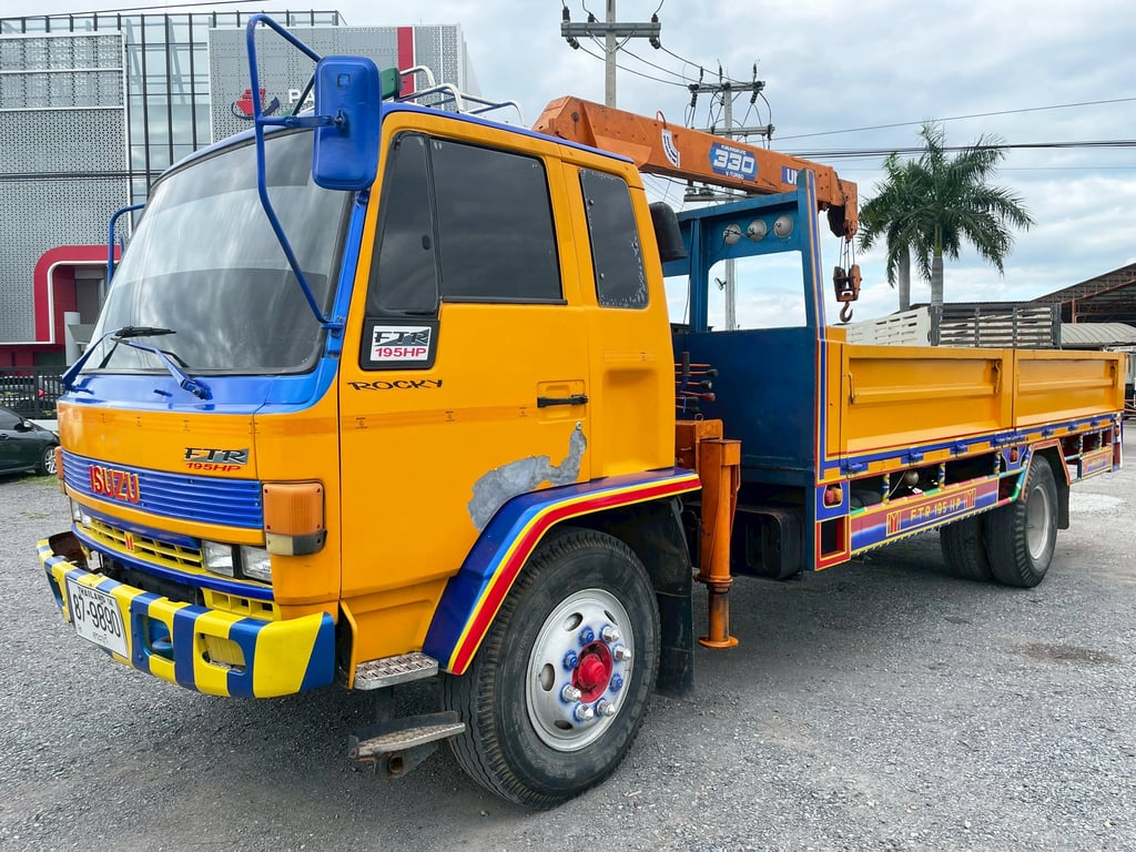 6 ล้อ เครน เข้ามาแล้วครับ ISUZU FTR 195 แรง ปี 38