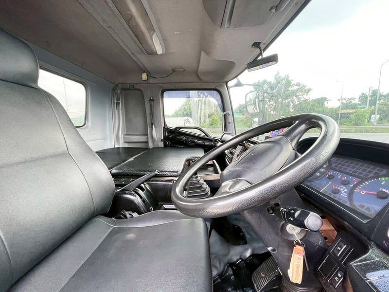 10 ล้อ หัวลาก HINO FM1A 330 แรง ปี 51