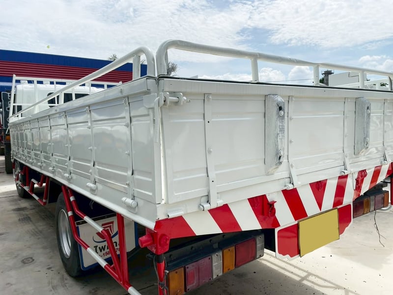 ออกรถเพียง 39,000.- ‼️ ISUZU NPR75 175 แรง ปี 56 ยาว 5.6 x 2.4 m ออกรถเพียง 39,000.- ‼️ ISUZU NPR75 175 แรง ปี 56 ยาว 5.6 x 2.4 m
