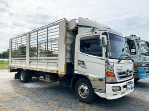 6 ล้อ คอกสูง  HINO FC9J 175 แรง ปี 55 ยาว 6.6 x 2.3 x 2 m  