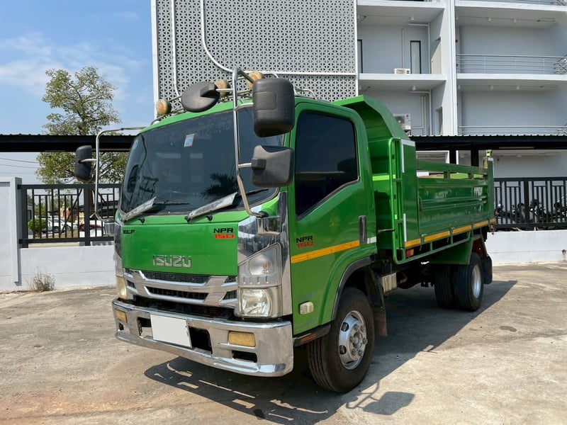 6 ล้อดั้ม เขียวเหนี่ยวทรัพย์ ISUZU NPR 150 แรง ปี 58