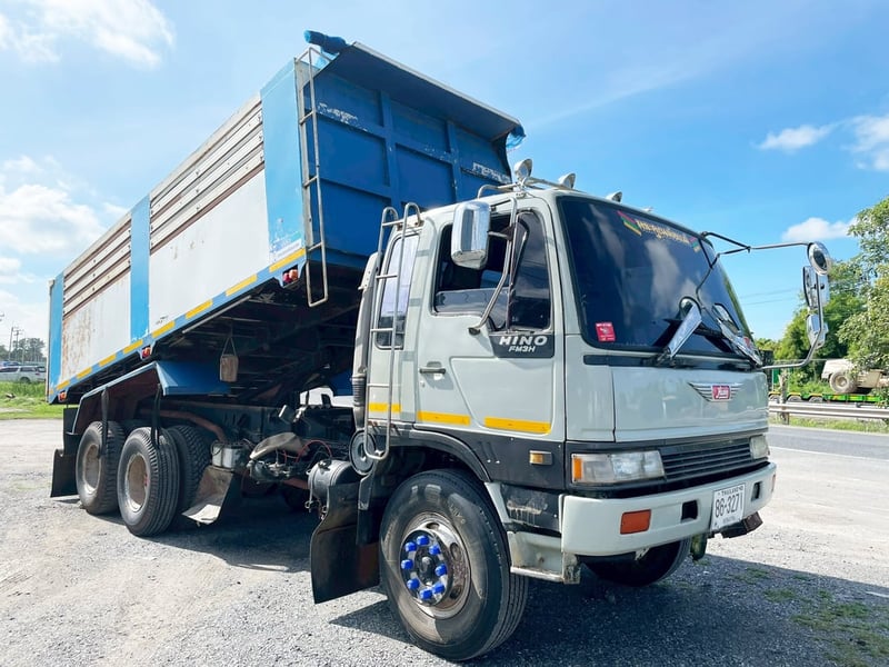 สิบล้อดั้ม  HINO FM3H 195 แรง ปี 39