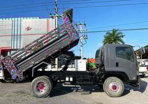 ISUZU FTR 34 6 ล้อ ดั้มเขียว
240 แรง ปี 55 ISUZU FTR 34 6 ล้อ ดั้มเขียว
240 แรง ปี 55