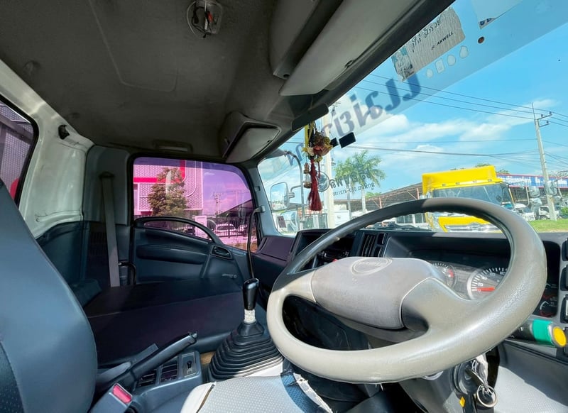 6 ล้อ กระบะเอนกประสงค์ คอกยาว ISUZU FRR 210 แรง ปี 56