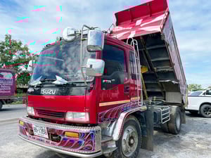 6 ล้อ ดั้มแดง ISUZU FTR 195 แรง ปี 40 ยาว 3.8 x 2.3 ม. 6 ล้อ ดั้มแดง ISUZU FTR 195 แรง ปี 40 ยาว 3.8 x 2.3 ม.
