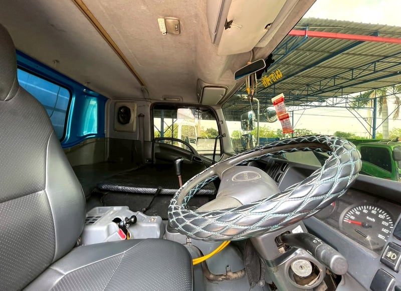 รถบรรทุก 12 ล้อดั้ม น้ำเงิน รับทรัพย์ ISUZU FYH 360 แรง ปี 58 พร้อมลูกพ่วง ดั้ม 2 คาน ปี 43 