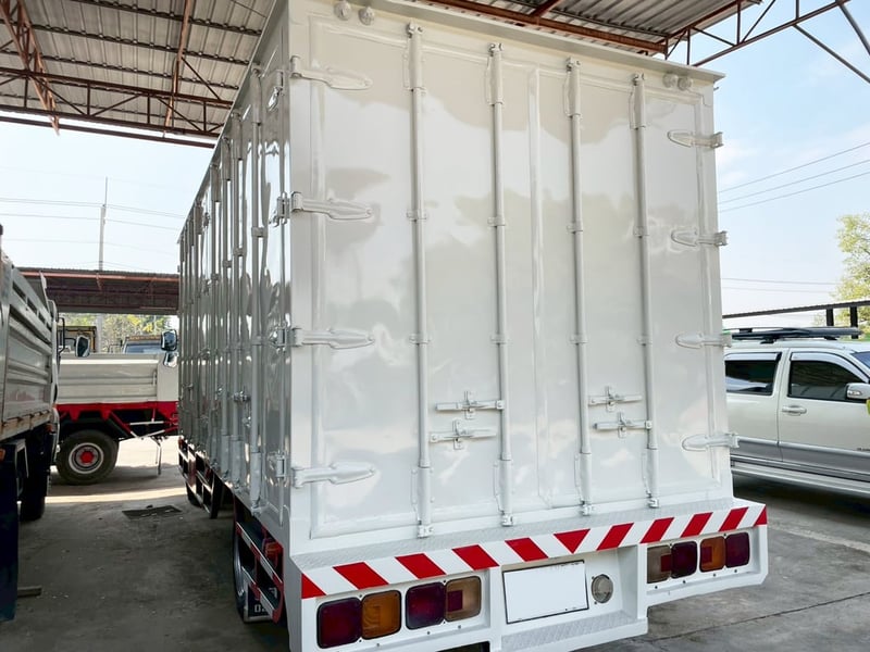 6 ล้อ ตู้บรรทุก HINO FC9J 145 แรง ปี 54 
ยาว 5.7 x 2.4 x 2.2 ม.