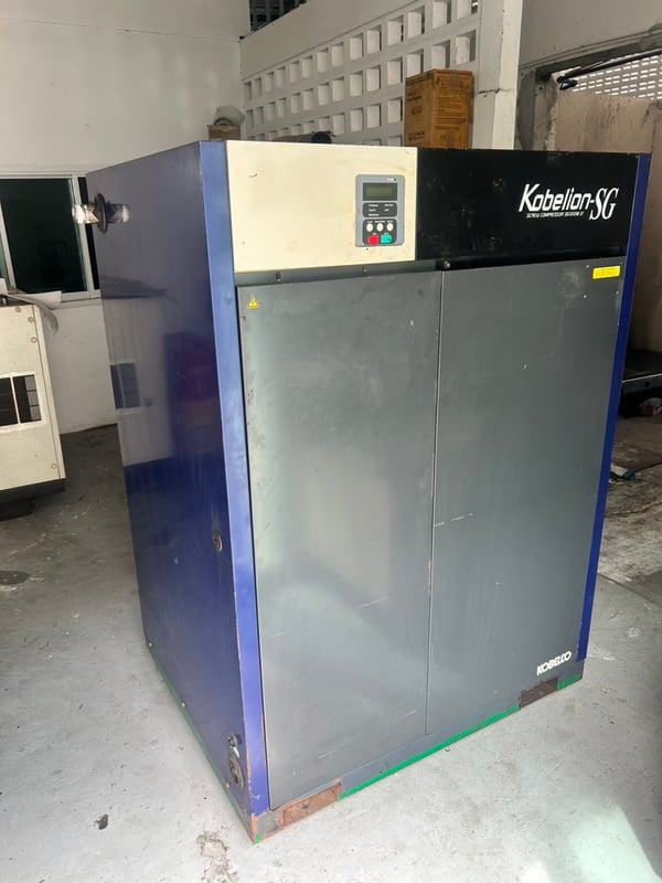 ขายปั๊มลมสกรู อินเวอร์เตอร์ ไฟ200v