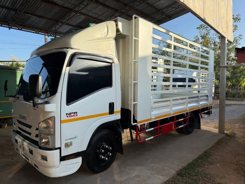 ISUZU NPR 150แรงม้า รถบรรทุก 6ล้อ กระบะคอกสูง ปี2021 เลขไมล์น้อย 100,000 กม.