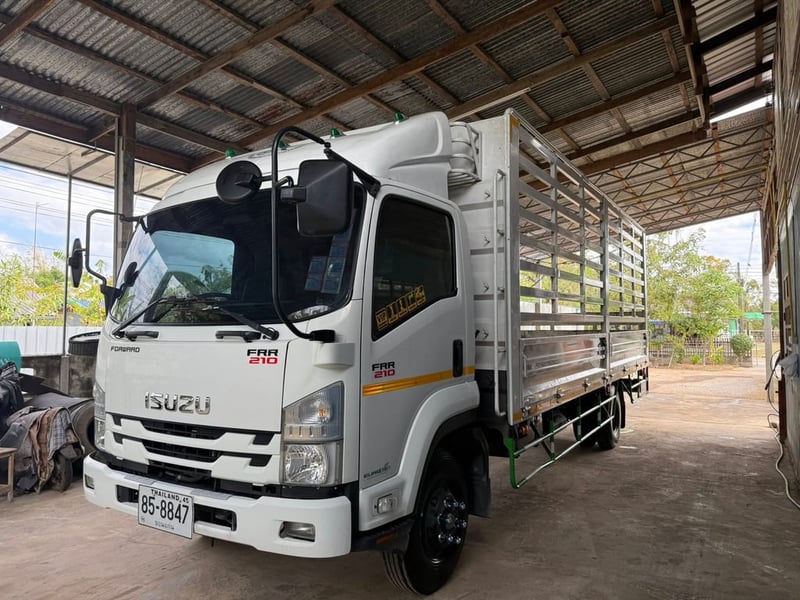 ISUZU FRR 210 แรงม้า รถบรรทุก 6ล้อ กระบะคอกสูง ปี2019 เลขไมล์น้อย 78,000 กม. ISUZU FRR 210 แรงม้า รถบรรทุก 6ล้อ กระบะคอกสูง ปี2019 เลขไมล์น้อย 78,000 กม.