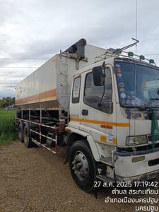 ISUZU FVM 200แรงม้า รถบรรทุก 10ล้อ บรรทุกอาหารสัตว์ ปี2023 ISUZU FVM 200แรงม้า รถบรรทุก 10ล้อ บรรทุกอาหารสัตว์ ปี2023