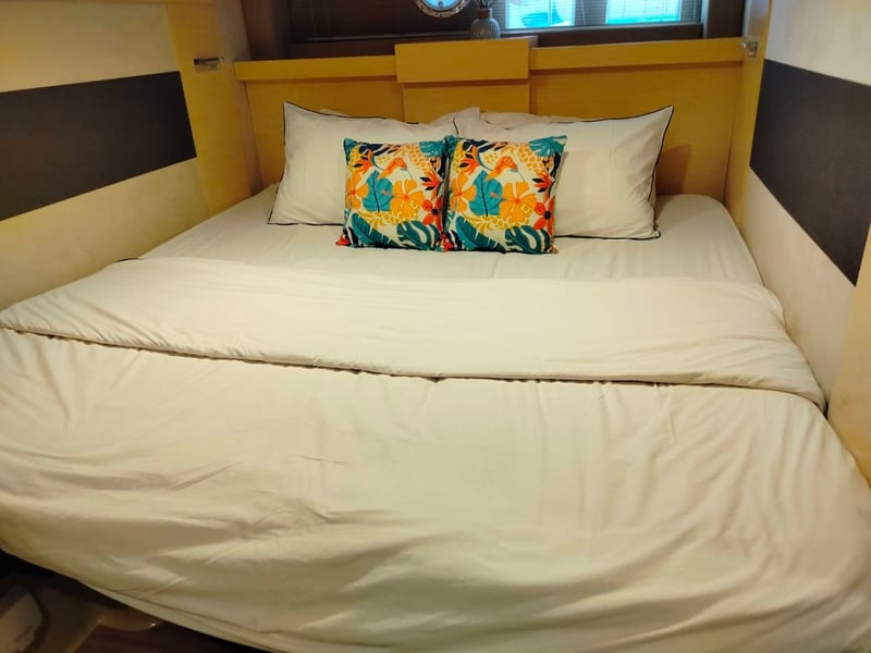 ขายเรือยอชท์ CRANCHI M44 ขายเรือยอชท์ CRANCHI M44