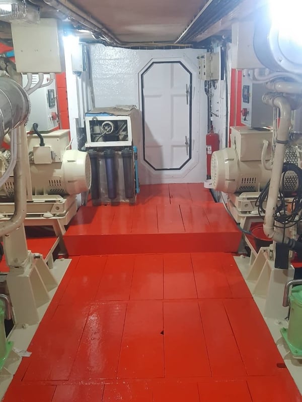 ขายเรือยอชท์ไม้ เก๋งไฟเบอร์กลาส @ระนอง