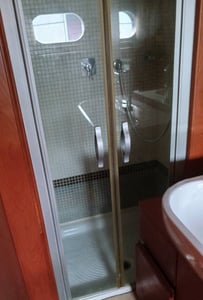 ขายเรือยอชท์อลูมิเนียม 5 ห้องนอน