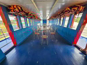 ขายเรือไม้  3 ชั้น กว้าง. 8 ม.