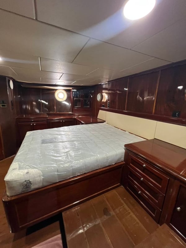 ขายเรือยอชท์ไม้ 7 ห้องนอน @ตราด