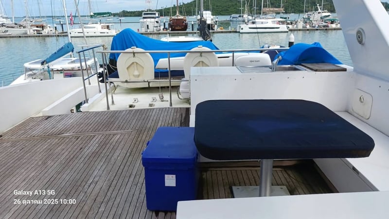 ขายเรือยอชท์อลูมิเนียม 5 ห้องนอน