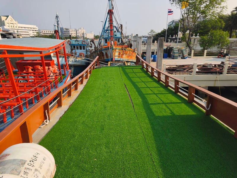 ขายเรือไม้ ใช้โดยสาร นำเที่ยว ตกปลา ขายเรือไม้ ใช้โดยสาร นำเที่ยว ตกปลา