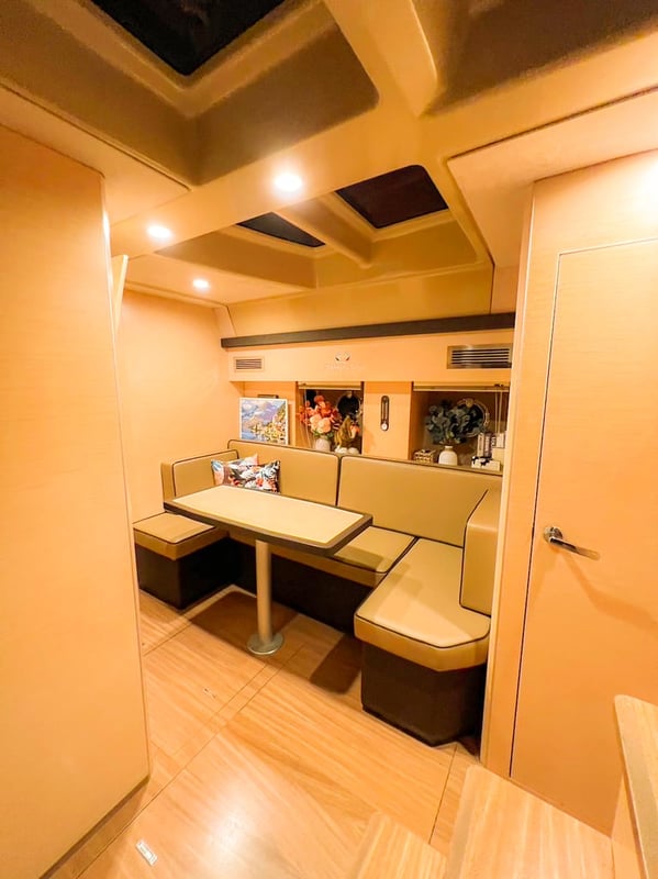 ขายเรือยอชท์ CRANCHI M44 ขายเรือยอชท์ CRANCHI M44