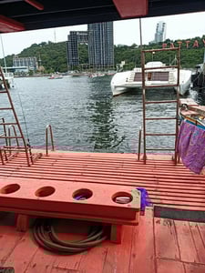 ขายเรือไม้ 2 ชั้น พร้อมเครื่องอัดแทงค์อากาศ