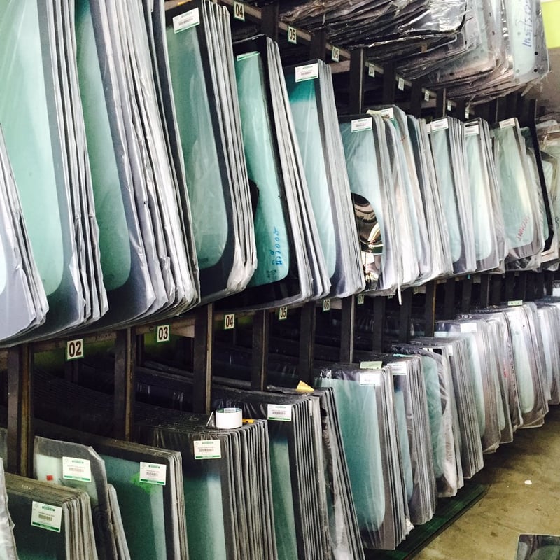 ขายกระจกรถแบ็คโฮ